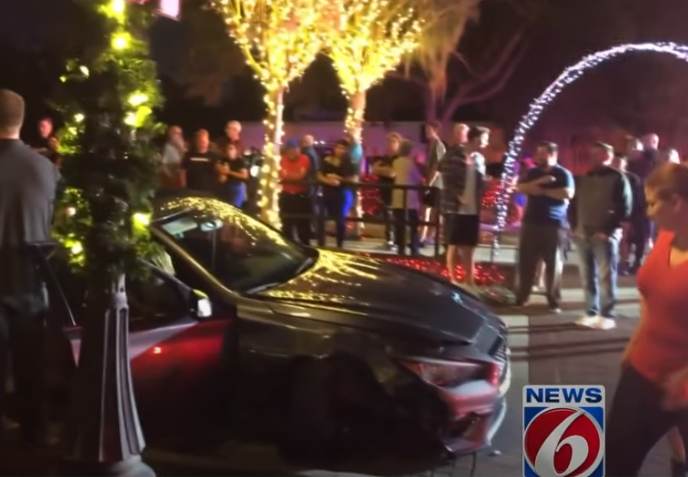 winter-parade-canceled-after-man-with-2-children-in-car-rams-into-golf-cart-christmas-parade-route-(video)