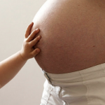 pregnancy-app-censoring-covid-vaccine-discussions