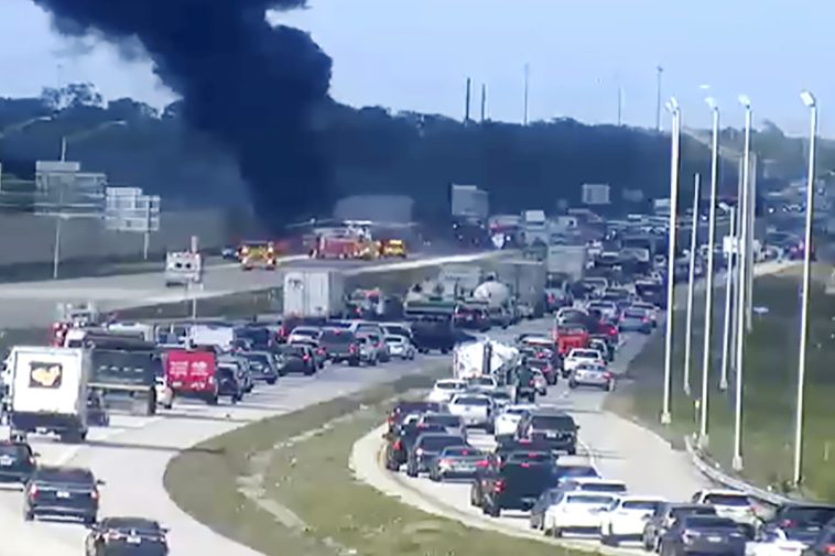investigation-launched-after-plane-tried-to-make-emergency-landing-on-us-interstate,-killing-two-after-fiery-collision-with-car