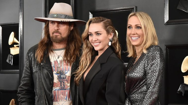 billy-ray-cyrus-shares-cryptic-message-about-‘love’-amid-rift-with-miley-and-tish-cyrus