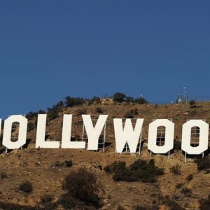 what-a-shame:-hollywood-panics-as-box-office-sales-plunge-to-‘alarming-lows’