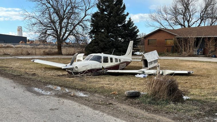 small-plane-crash-lands-in-yard-of-utah-home-after-engine-failure
