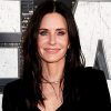 ‘friends’-star-courteney-cox-stays-young-with-ice-baths-and-hypnotism:-‘it’s-worth-it’