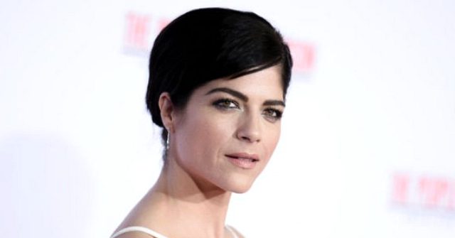 cair-condemns-actress-selma-blair-for-comment-on-tlaib,-bush-voting-to-admit-hamas-fighters-as-refugees