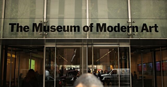 new-york’s-museum-of-modern-art-forced-to-close-as-anti-israel-protesters-storm-in