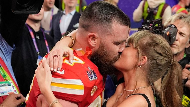 taylor-swift,-travis-kelce-sing-‘you-belong-with-me’-after-super-bowl-kiss