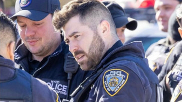 tunnel-to-towers,-barstool-step-up-to-help-family-of-slain-nypd-officer-who-leaves-behind-wife,-1-year-old