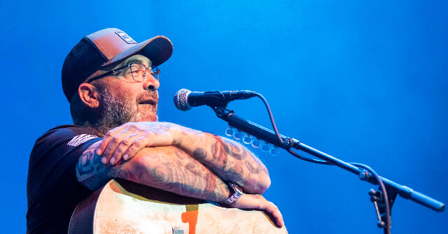 country-music-star-aaron-lewis-tells-left-wing-cancel-mob:-‘you-know-what?-f**k-you’