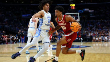 bama-holds-off-unc,-earns-2nd-elite-eight-berth