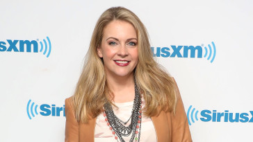 nickelodeon-star-melissa-joan-hart-responds-to-‘quiet-on-the-set’-allegations:-‘believe-them-100-percent’