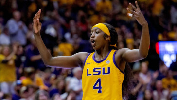 predicting-the-women’s-sweet-16:-are-iowa,-lsu-on-collision-course?