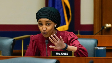 ilhan-omar’s-daughter,-isra-hirsi,-suspended-from-barnard-college-for-her-involvement-in-anti-israel-protests