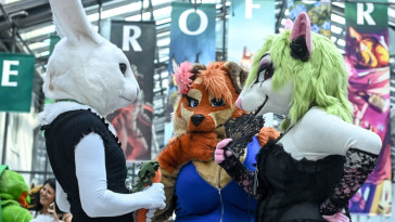 school-district-responds-to-rumors-of-kids-identifying-as-‘furries’-after-student-protest