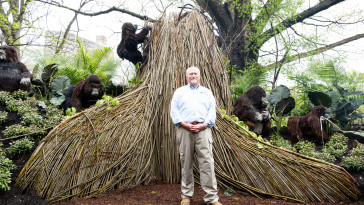 meet-the-man-who-has-worked-at-bronx-zoo-for-50-years-—-and-rescued-tigers-and-leopards-—-as-the-storied-animal-refuge-turns-125
