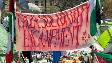 columbia-sets-deadline-for-agreement-with-protesters,-threatens-‘alternative-options’-for-clearing-protesters