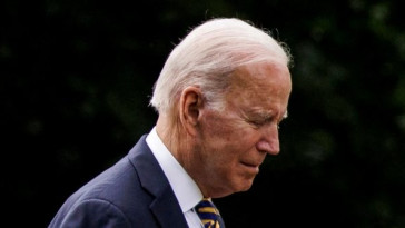 poll:-only-21%-of-voters-‘strongly’-approve-of-biden,-49%-‘strongly’-disapprove