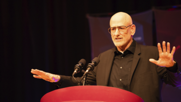 andrew-klavan-urges-americans-to-push-back-on-transgenderism-because-it’s-teaching-people-to-‘live-a-lie’