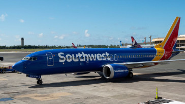 southwest-airlines-cuts-2,000-workers,-loses-over-$200m-as-labor-costs-soar