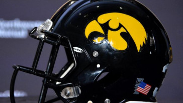 iowa-athletes-suing-over-betting-investigation