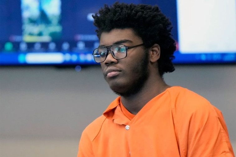 florida-school-failed-‘ticking-time-bomb’-teen-who-beat-teacher’s-aid-over-nintendo-switch,-his-lawyers-claim